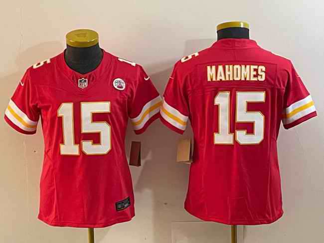 Women's Kansas City Chiefs #15 Patrick Mahomes Red 2023 F.U.S.E. Vapor Untouchable Limited Stitched Jersey(Run Small)